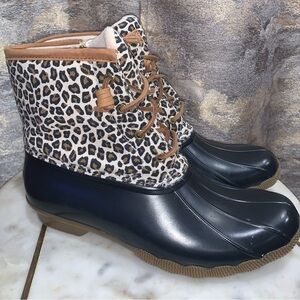 Sperry Saltwater duck boots Size 9